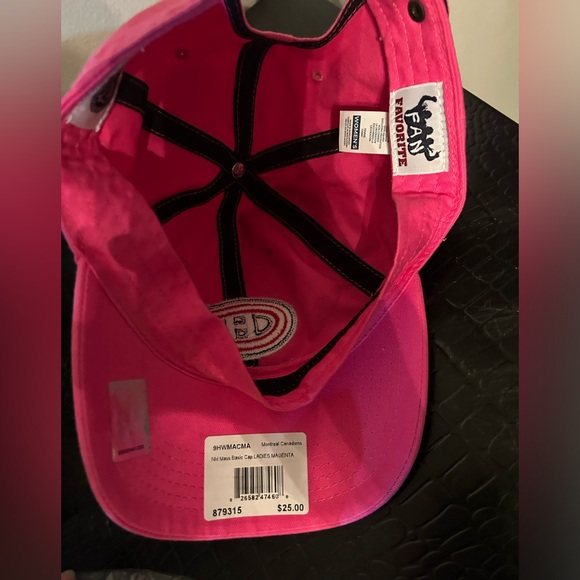 NWT Montreal Canadiens WOM CleanUp Hat baseball cap Strap Back NHL Hockey Logo - Picture 3 of 3